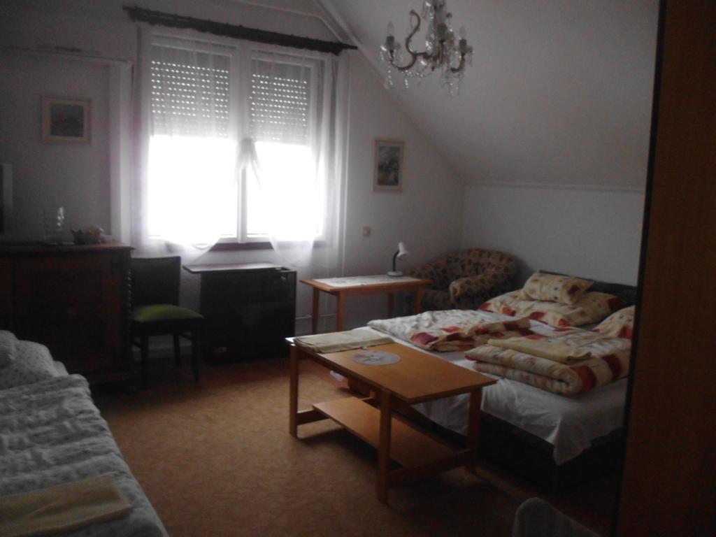 Sarkadi Apartman Hajdúszoboszló Esterno foto