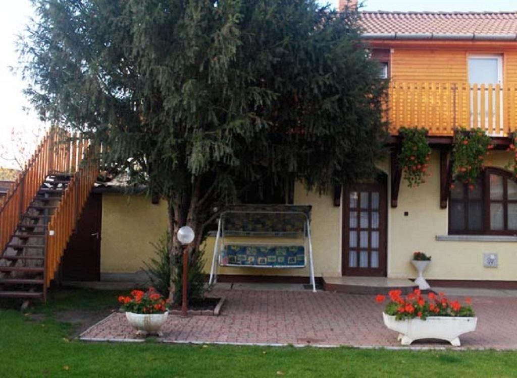 Sarkadi Apartman Hajdúszoboszló Esterno foto