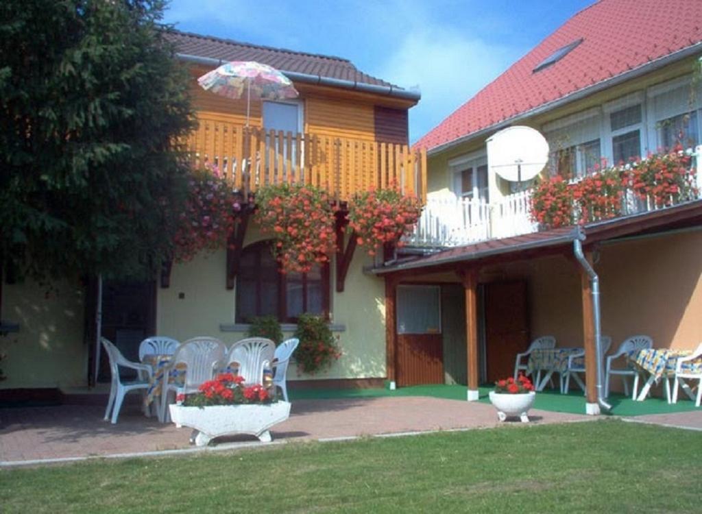 Sarkadi Apartman Hajdúszoboszló Esterno foto