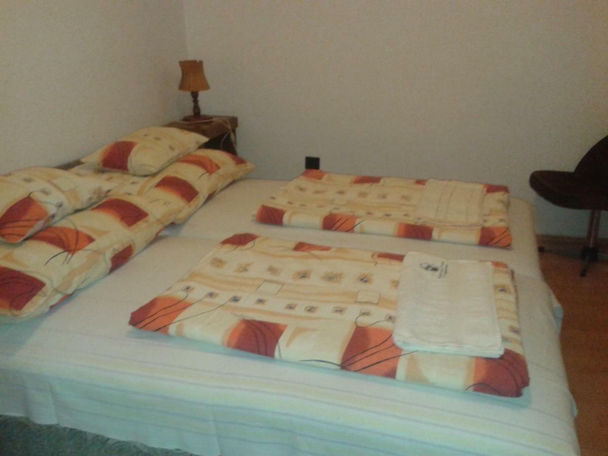 Sarkadi Apartman Hajdúszoboszló Esterno foto